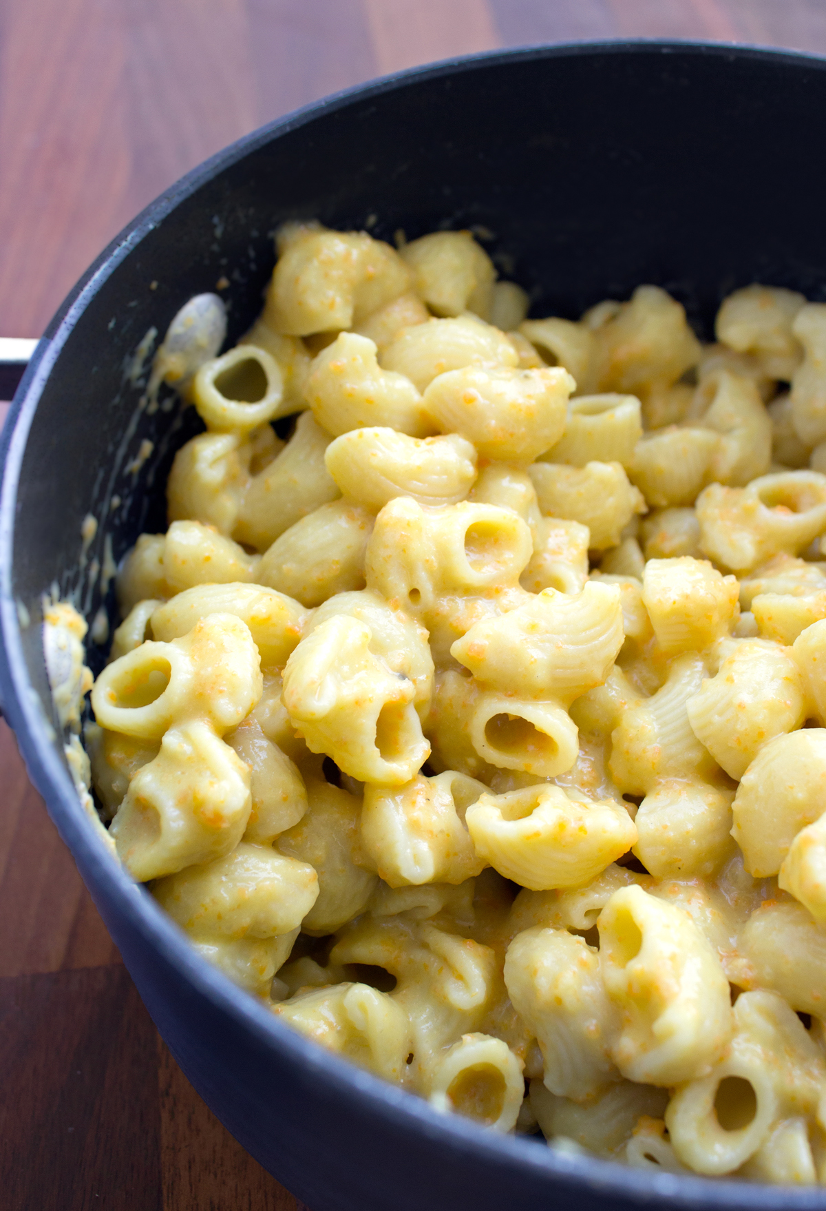 Vegan Mac and Cheese | Making Life Sweet with Lauren Gaskill