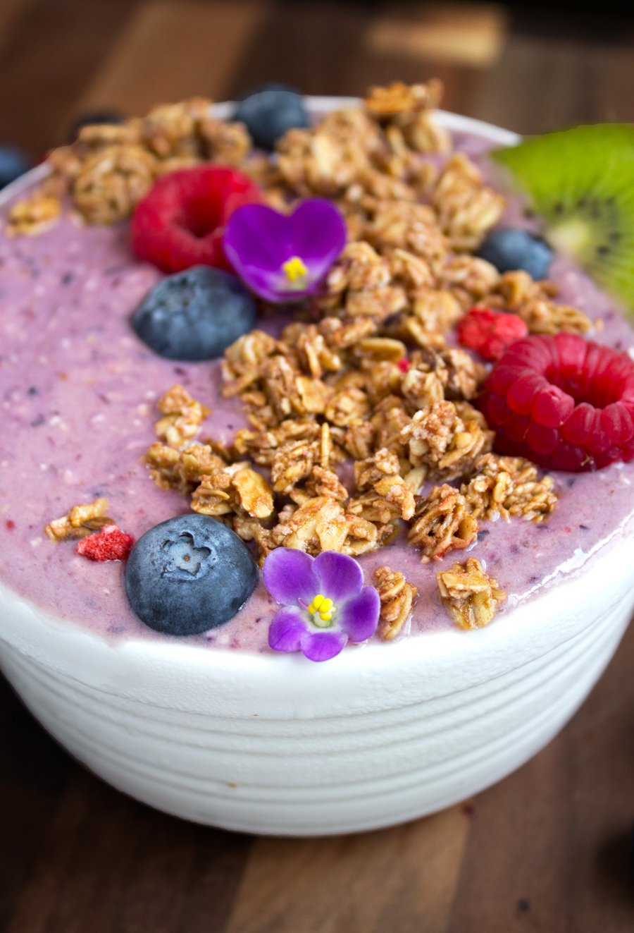 Purple Power Smoothie Bowls | Making Life Sweet with Lauren Gaskill